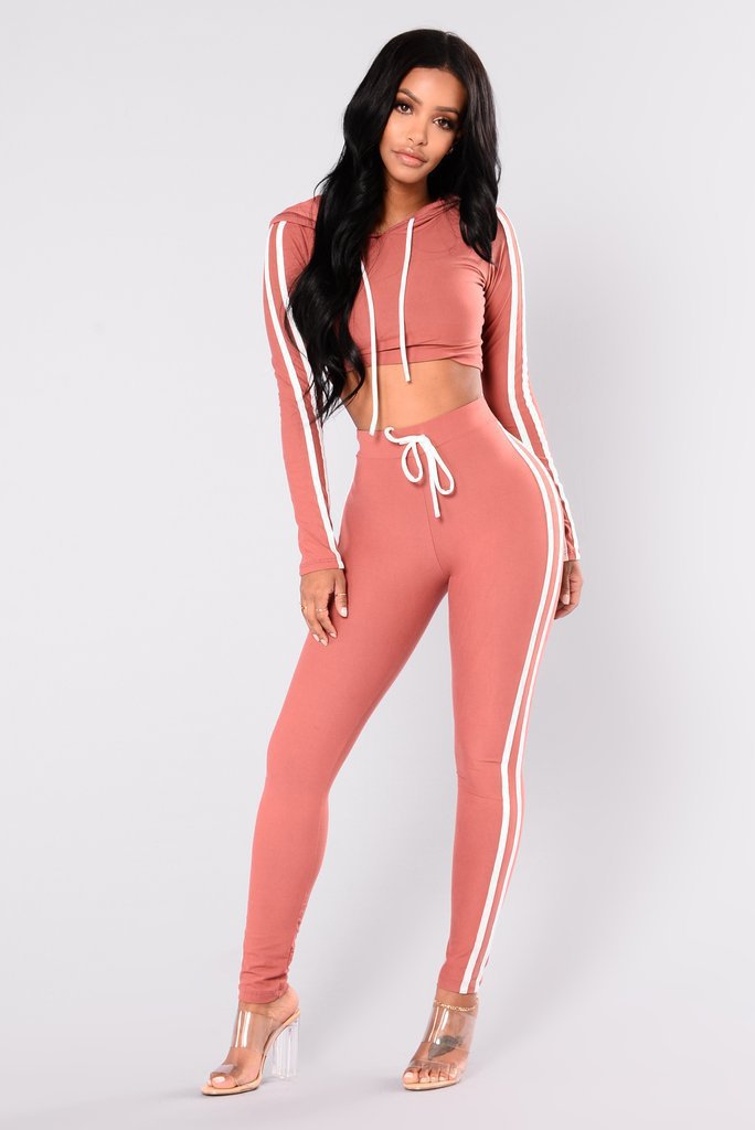 Ladies Crop Top Hoodies With Sweatshirt Pants Sets