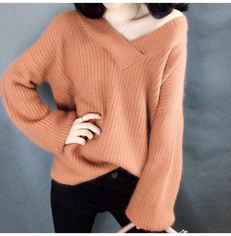 V Neck White Pullover Sweaters