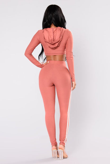 Ladies Crop Top Hoodies With Sweatshirt Pants Sets